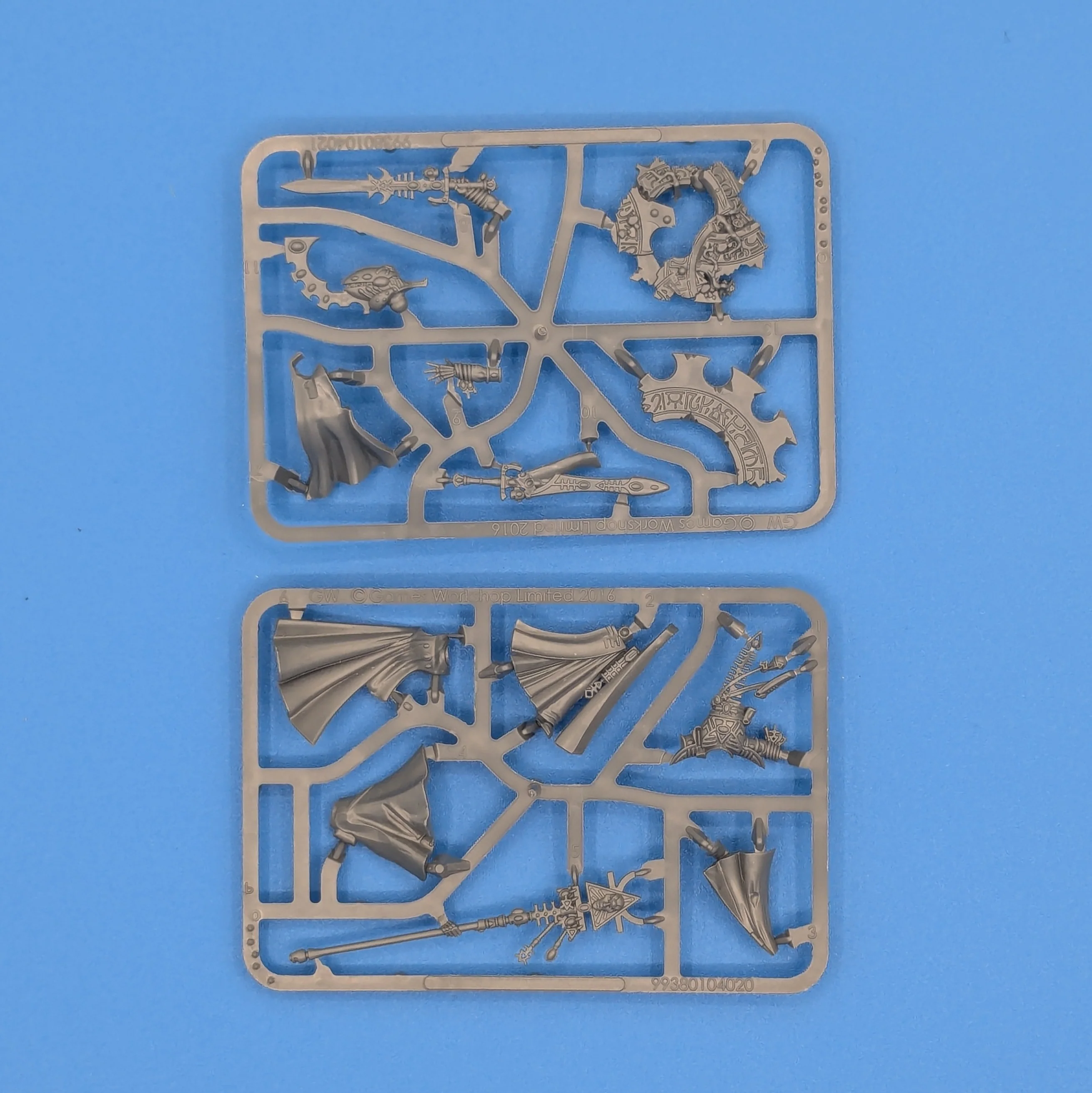 40K: Craftworlds Aeldari - Eldrad Ulthran (USED) (On Sprue no base) Lot 1