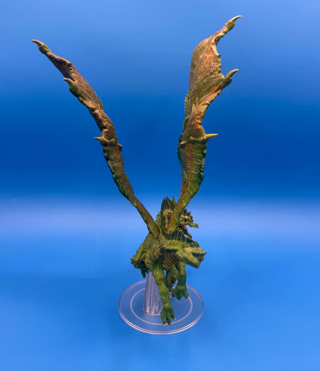 D&D Miniatures: Icons of the Realms - Premium Figure: Adult Green Dragon (USED) Out of Box/Broken - Image 3