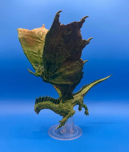 D&D Miniatures: Icons of the Realms - Premium Figure: Adult Green Dragon (USED) Out of Box/Broken - Image 4