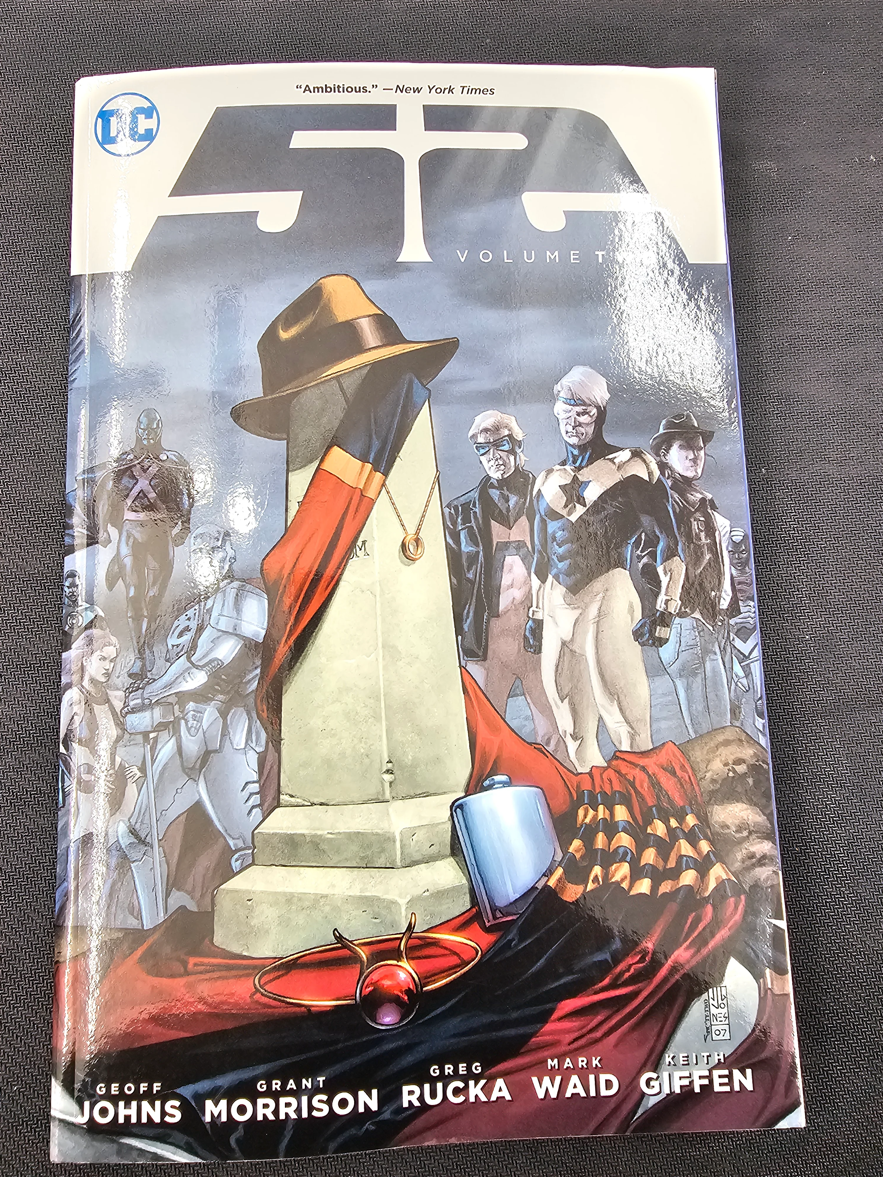 FIFTY-TWO VOL 02(USED)