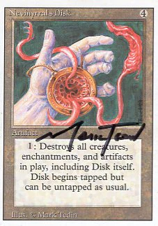 Nevinyrral's Disk (3ED-R)[Artist Signature] Moderate Play