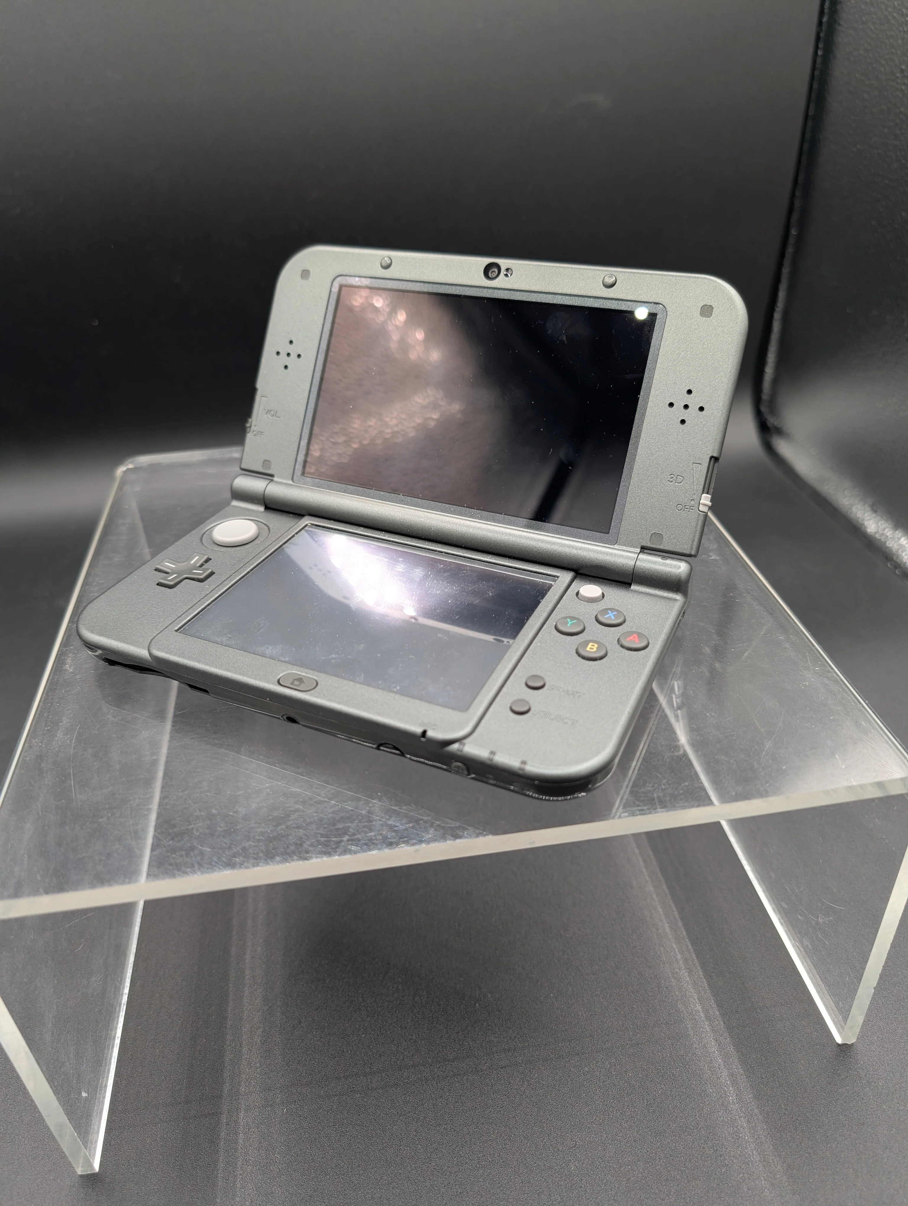 New Nintendo 3DS XL (USED)