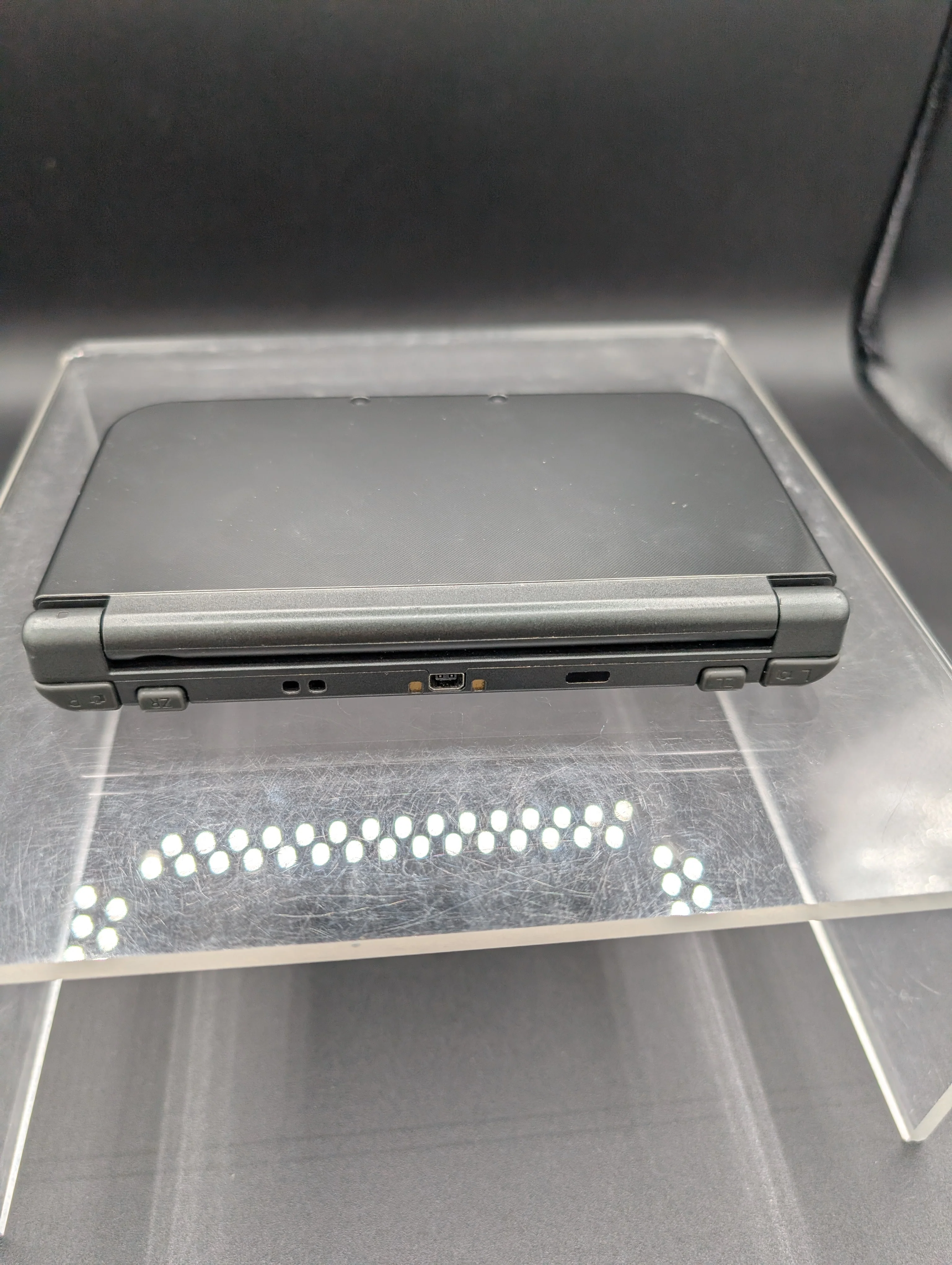 New Nintendo 3DS XL (USED) - Image 2