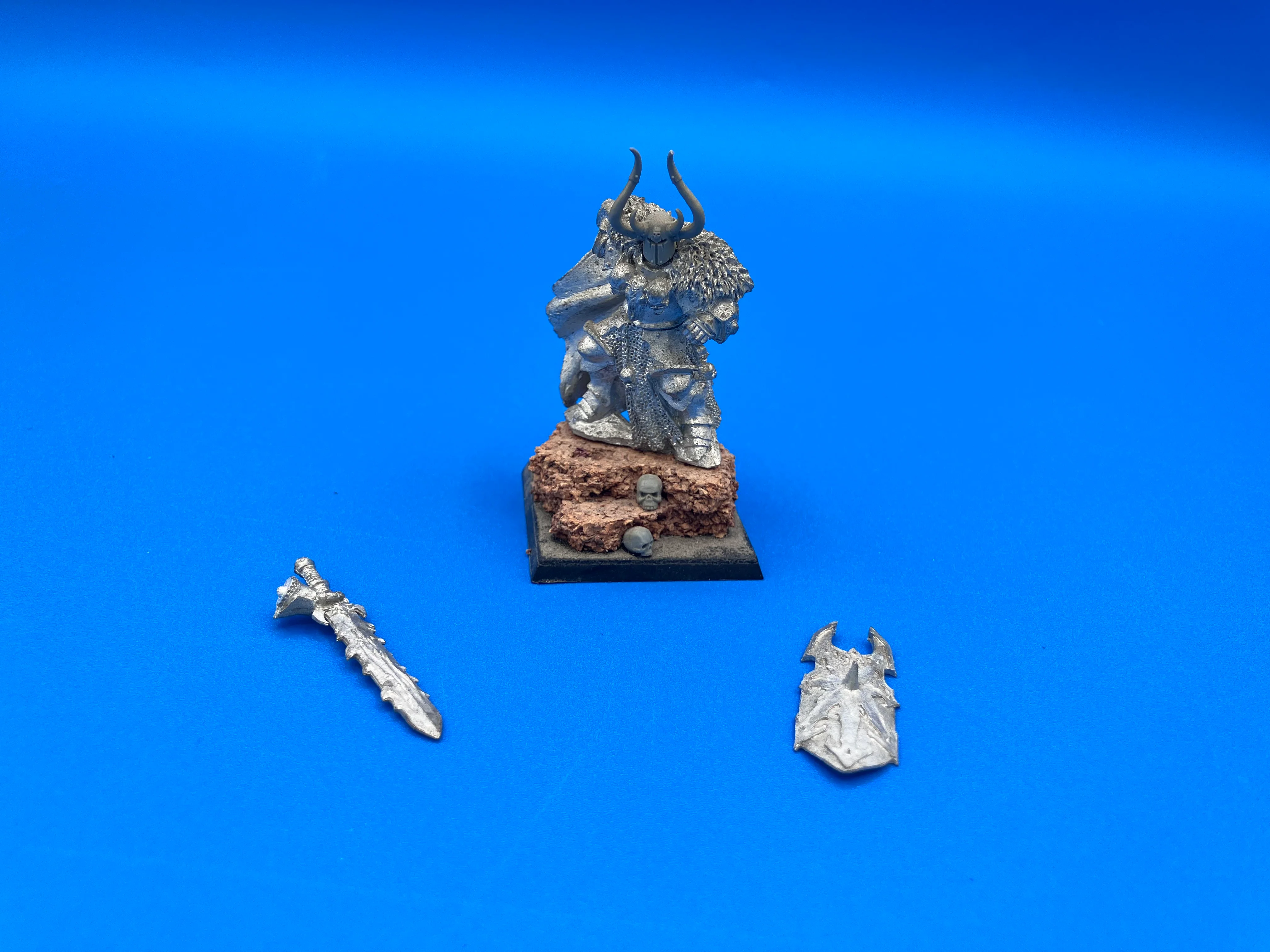 Warhammer Fantasy: Games Day - Archaon (USED) (Replaced Head) Lot 1 - Image 2